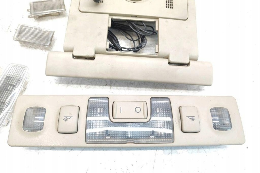 фото №8, Освещение внутреннее audi a8 d2 4d2, 4d8 8l0947105a 3.3l дизель 2002