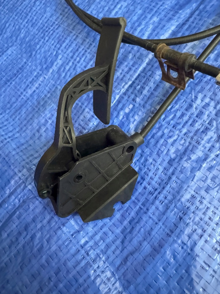 фото №6, Трос тягa відкривання капот citroen ds4