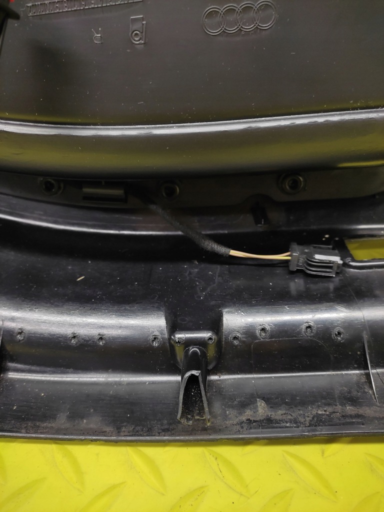 фото №4, Audi a6 c6 kombi оббивка двері правий задня