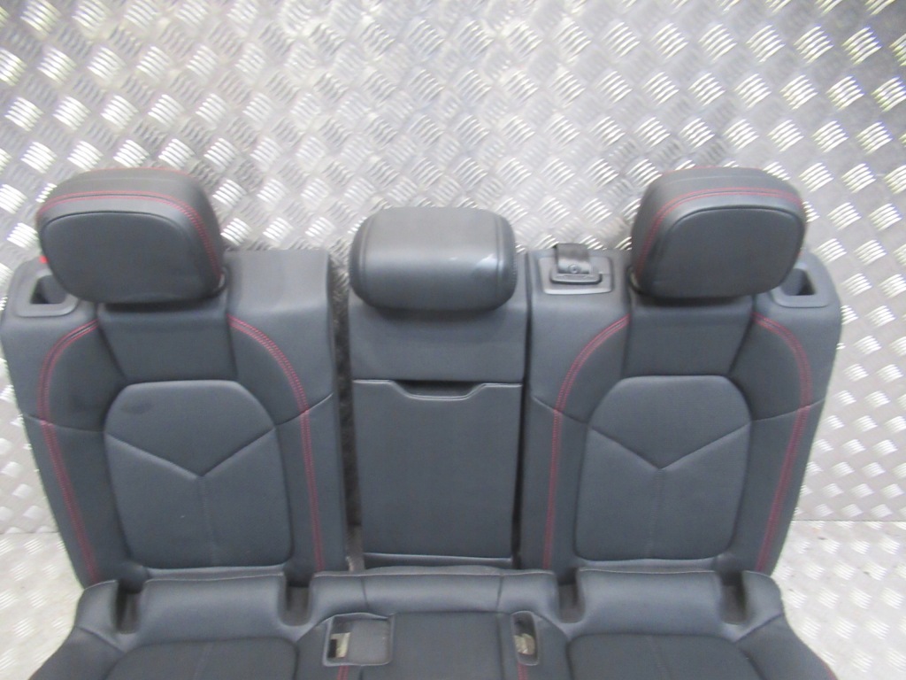 фото №13, Porsche macan lift gts шкіра сидіння заднє сидіння обшивки салон czerwona nic