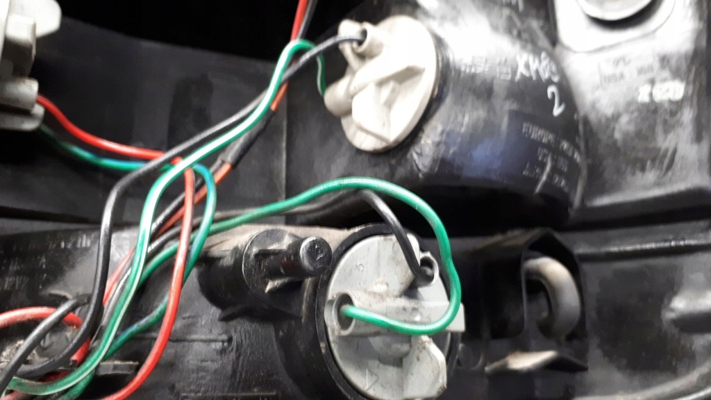 фото №12, Лампа ліва задня suzuki baleno i