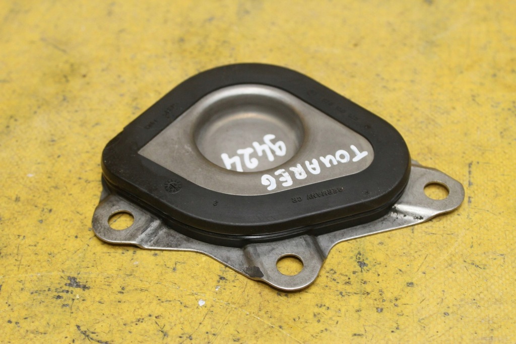 фото №4, Заглушка захист 070109153 touareg 2.5 tdi bac