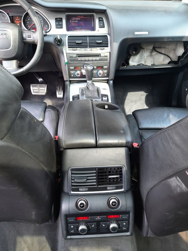 фото №6, Сиденья audi q7 4l s-line 7 человек europa