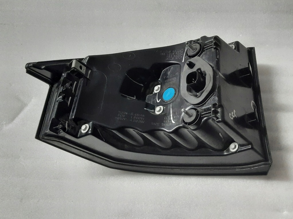 фото №3, Tesla x лампа правая задняя