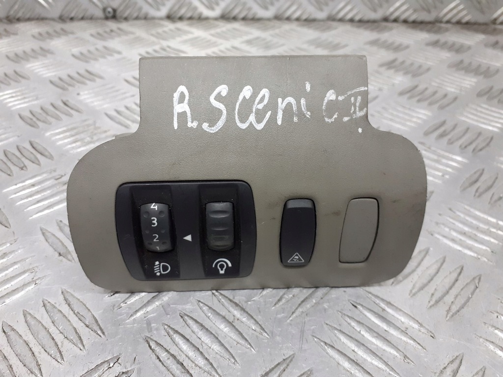 фото №1, Панель переключателей renault scenic ii 8200140985