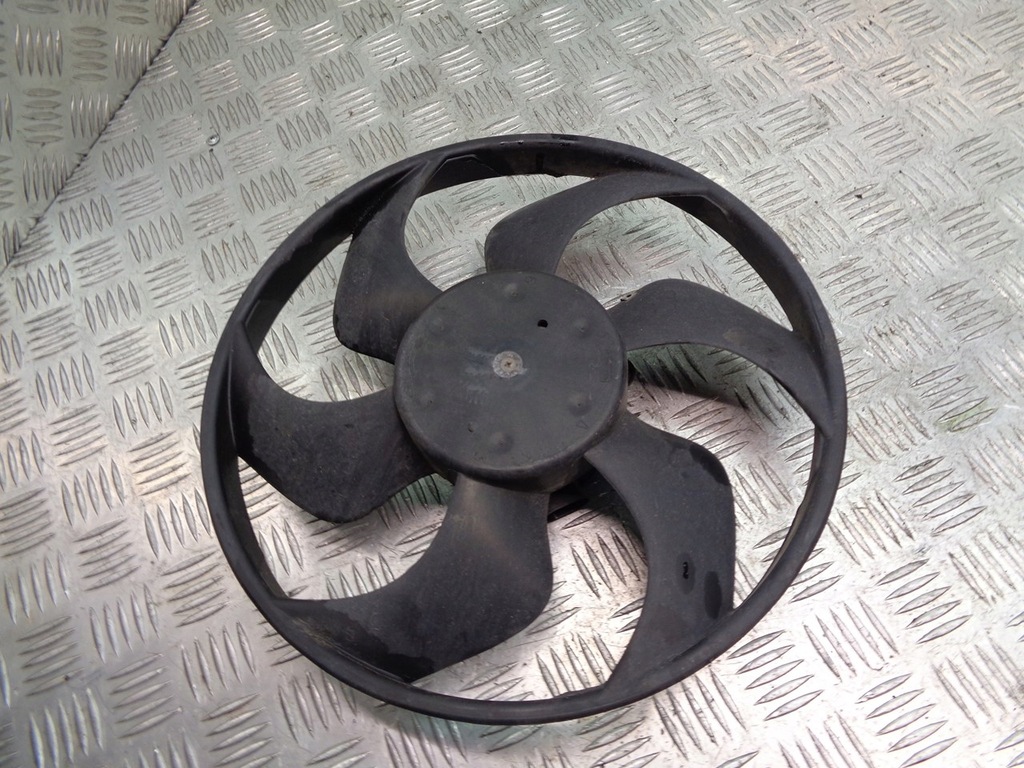 фото №1, Вентилятор радиатора renault clio iii 1.2 16v