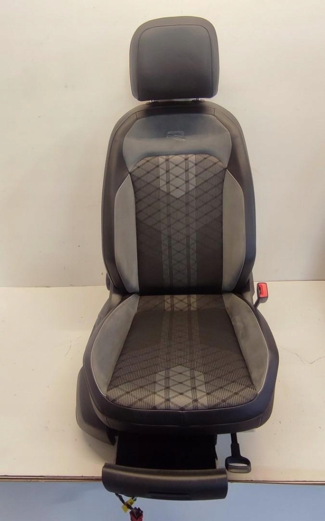 Vw tiguan 2 сиденья заднее сиденье r-line подогрев Доставка