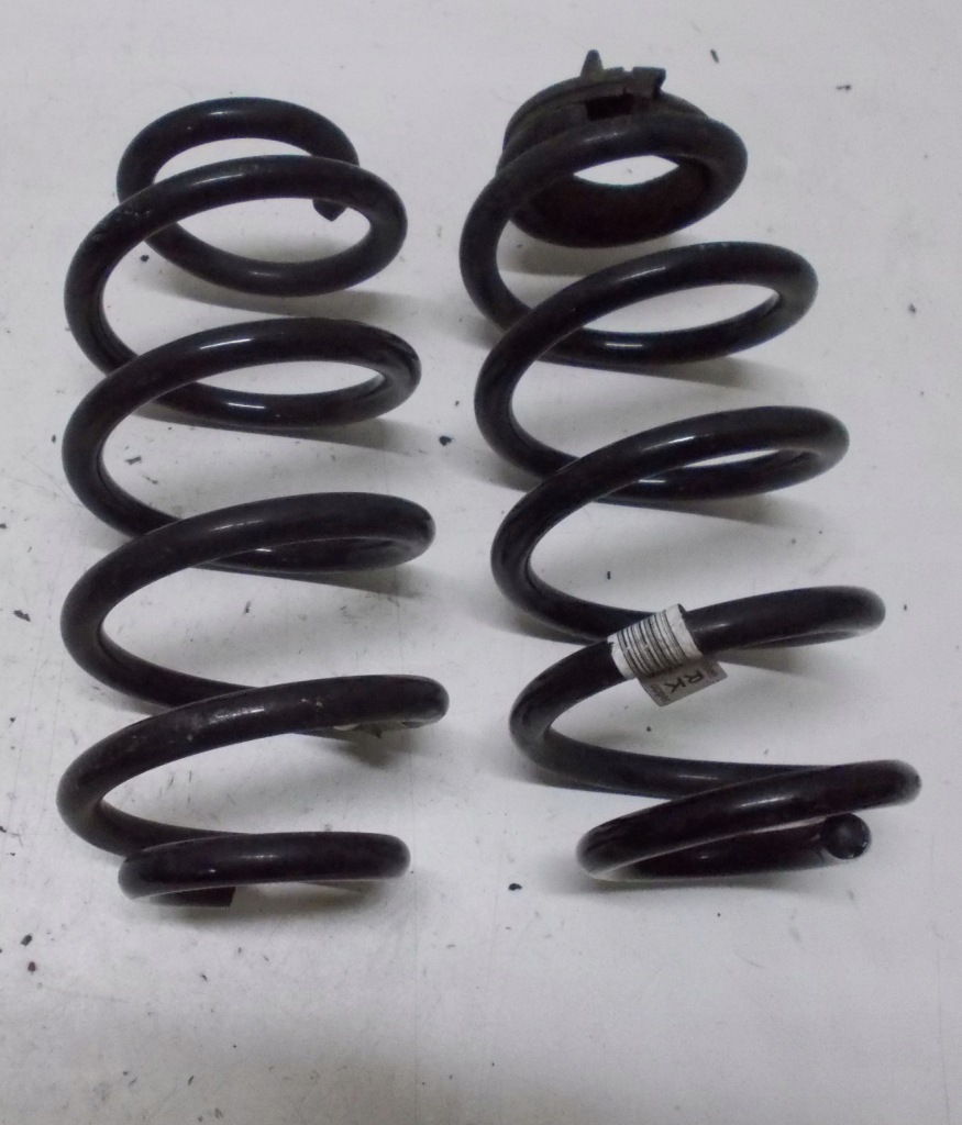 Купити Mini countryman 19r 1.5 пружини задній rk комплект