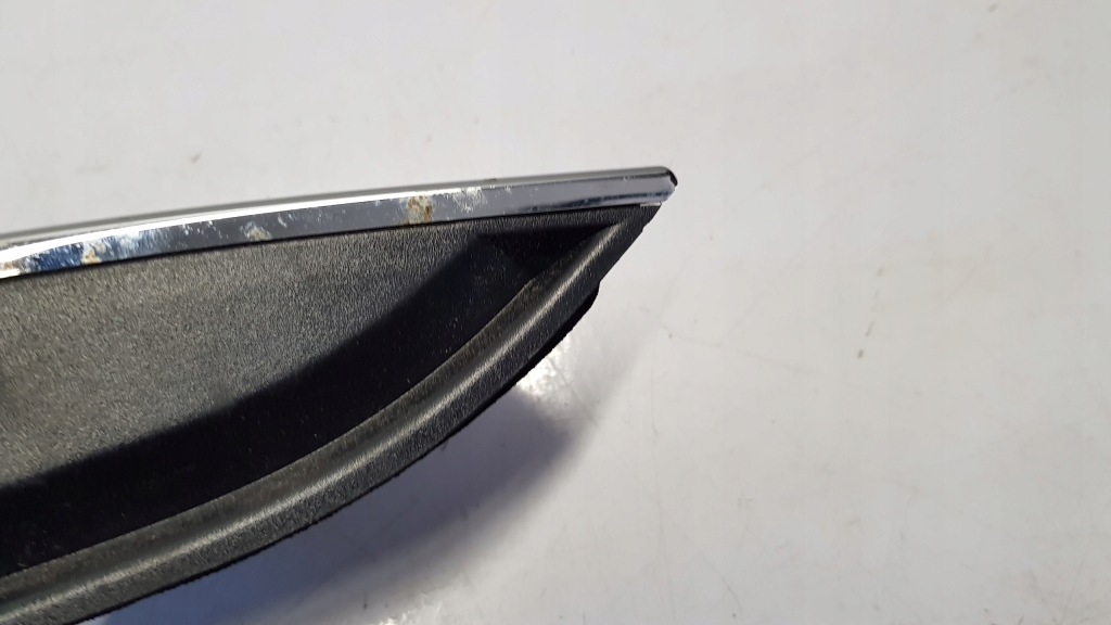 Молдинг накладка кришки багажника maserati ghibli 3 в Україні