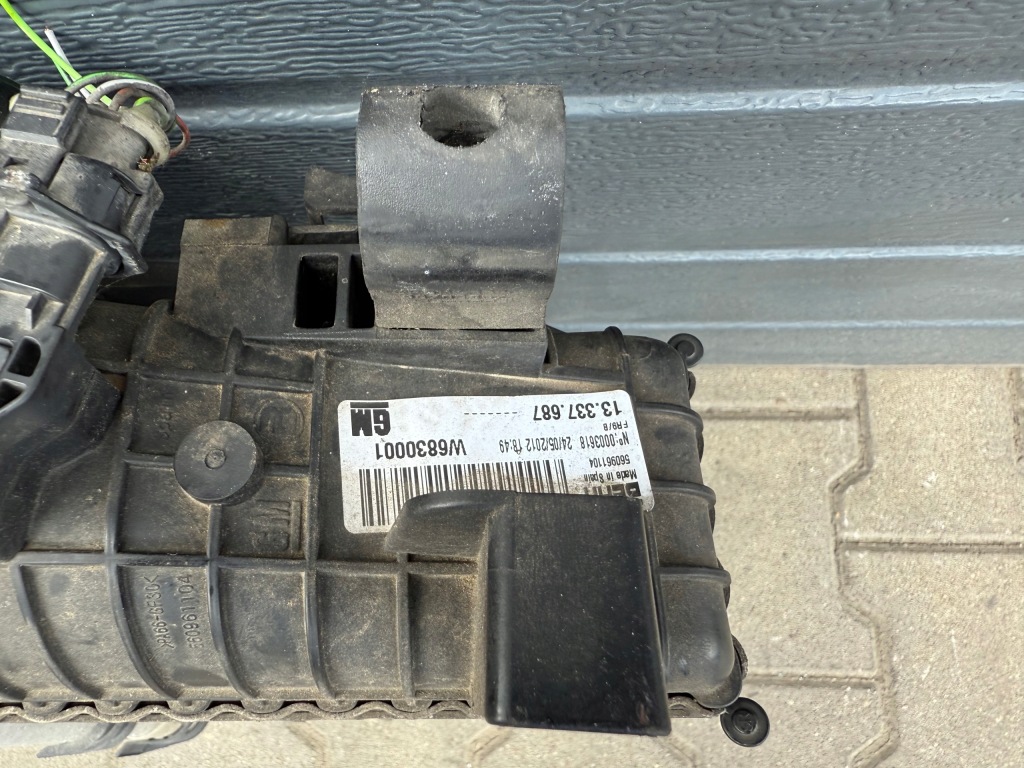 Opel meiva b 1.4 turbo радіатор вентилятор комплект Ціна