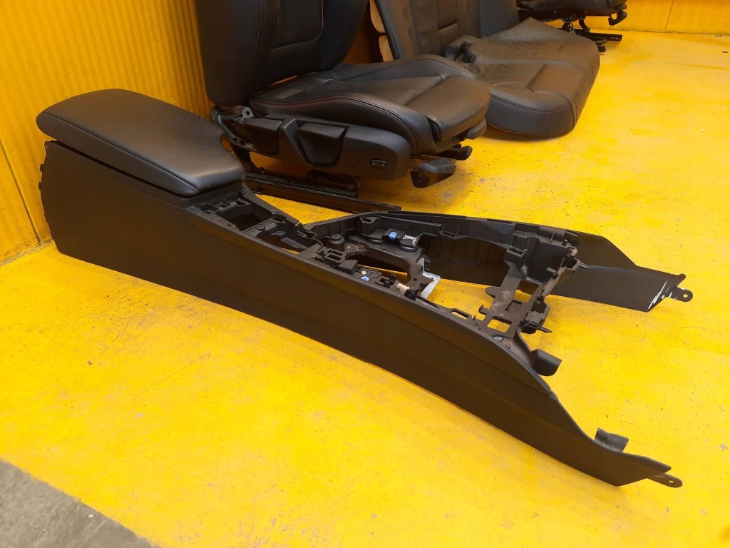 фото №16, Bmw 3 f30 sedan сидіння заднє сидіння тунель czerwona nić 12r.