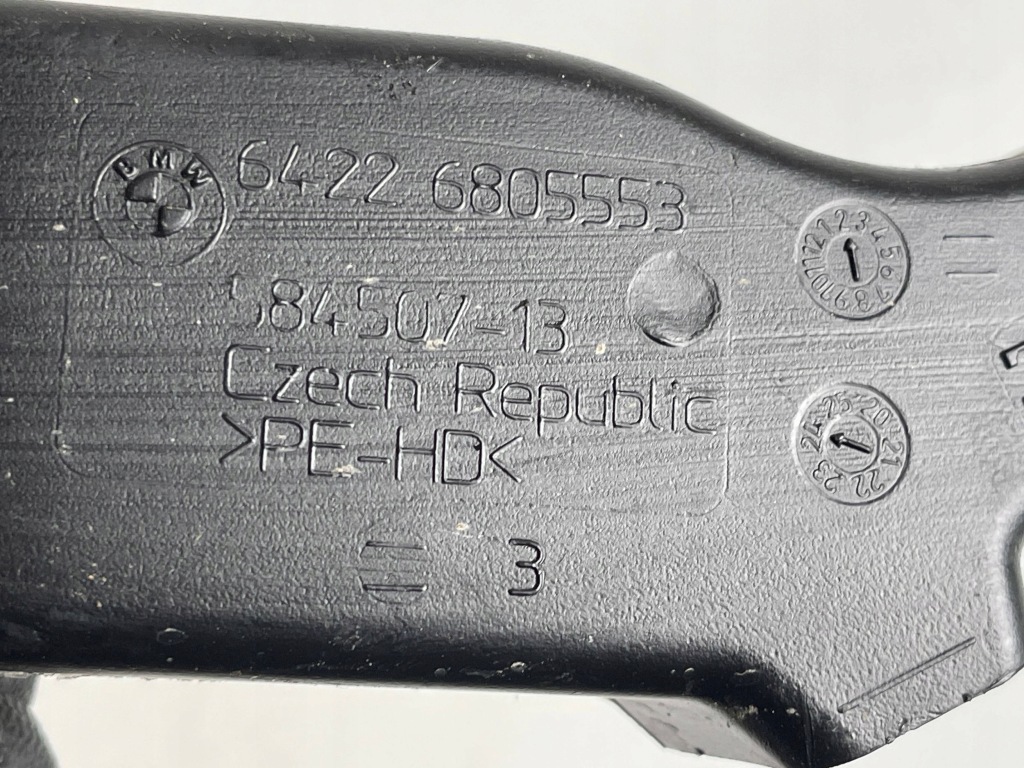 Bmw i4 2024 ліва сторона канал повітряний кабіни Зі Шроту