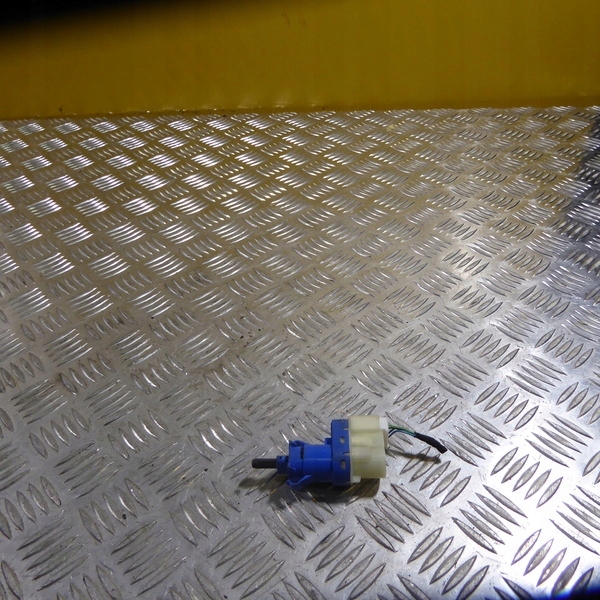 фото №2, Датчик педали тормоза 53378929 jeep renegade