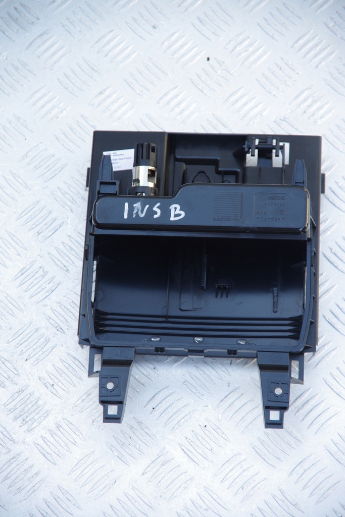 фото №10, Бардачок туннель пепельница insignia b idealna