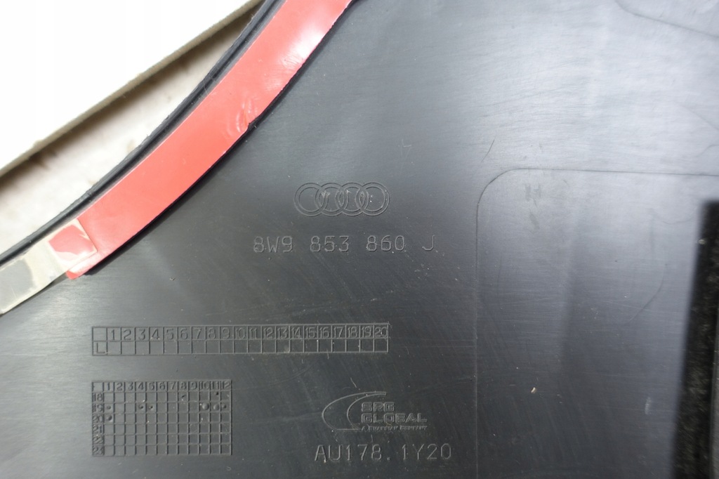 фото №7, Молдинг порог правая audi a4 b9 lift kombi allroad