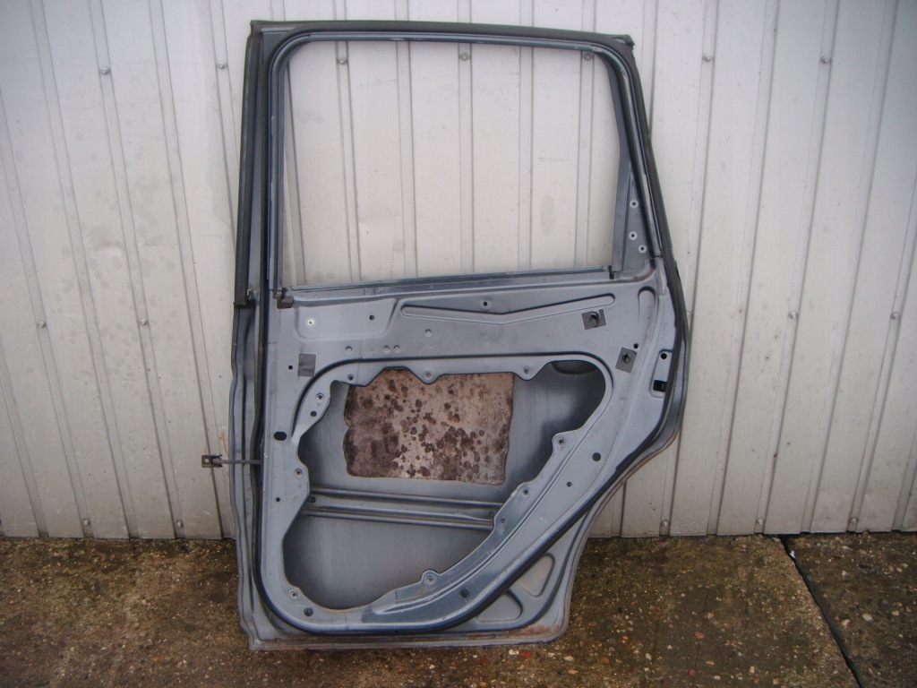 фото №3, Ford c-max 03-10 k1 дверь правый задняя