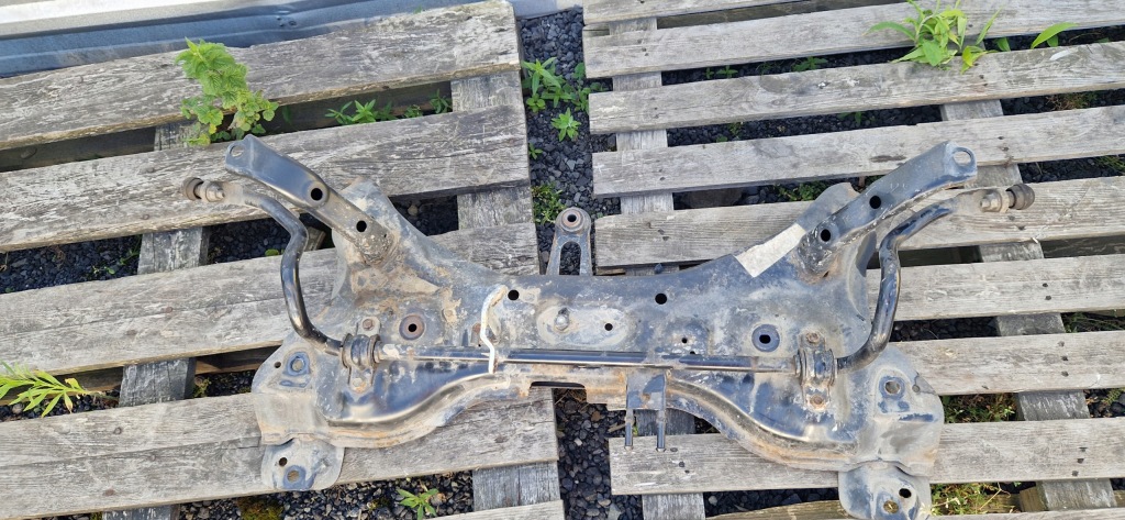 фото №1, Nissan note e12 dci подрамник подрамник