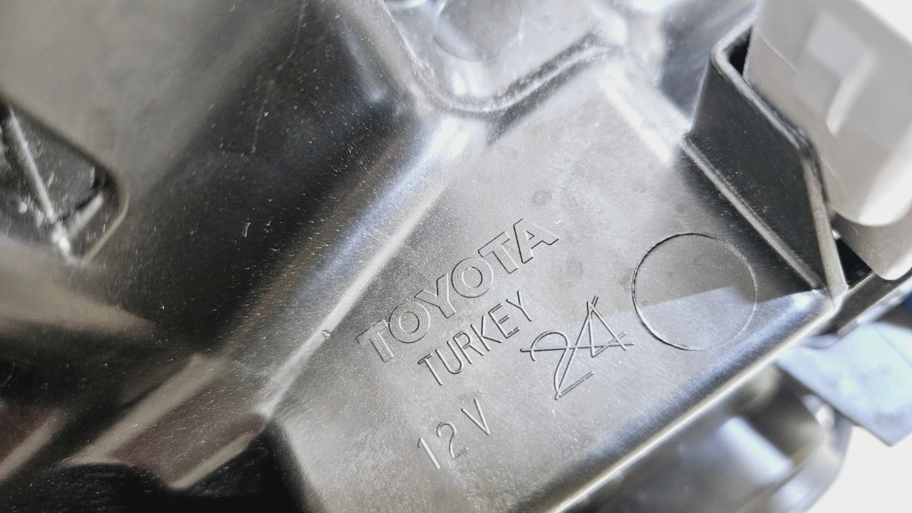 Купить Фара перед передняя левая honda c-hr chr рестайлинг  full led