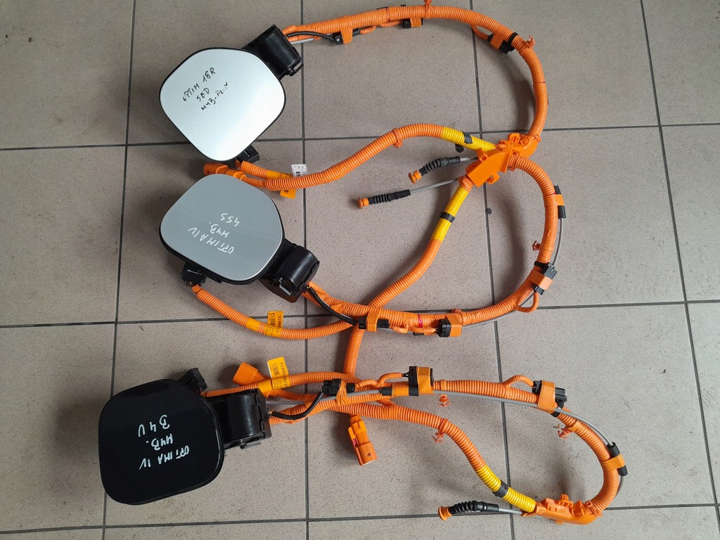 фото №1, Kia optima iv 15- plug-in шланг кришка заряджання