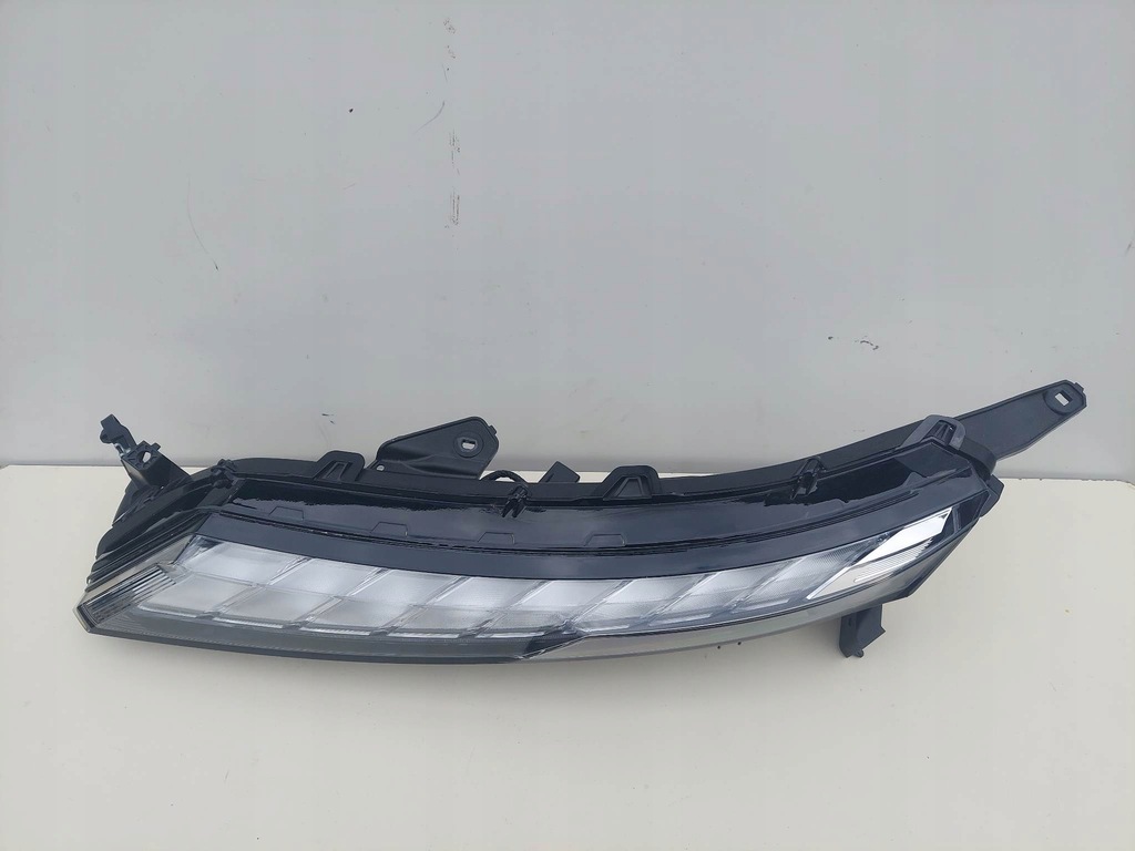 фото №8, Eclipse cross lift 21- лампа левая перед full led