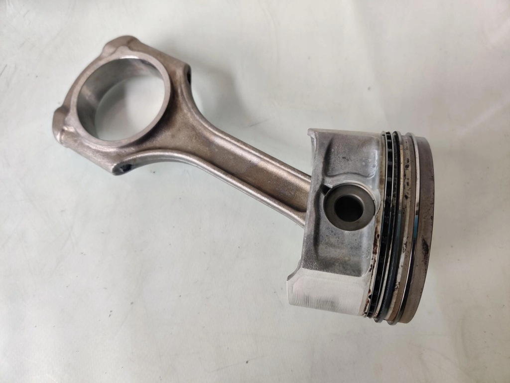 фото №1, Поршень 89l51 + шатун m 112.960 3.2 354 km mercedes r170 slk 32 amg