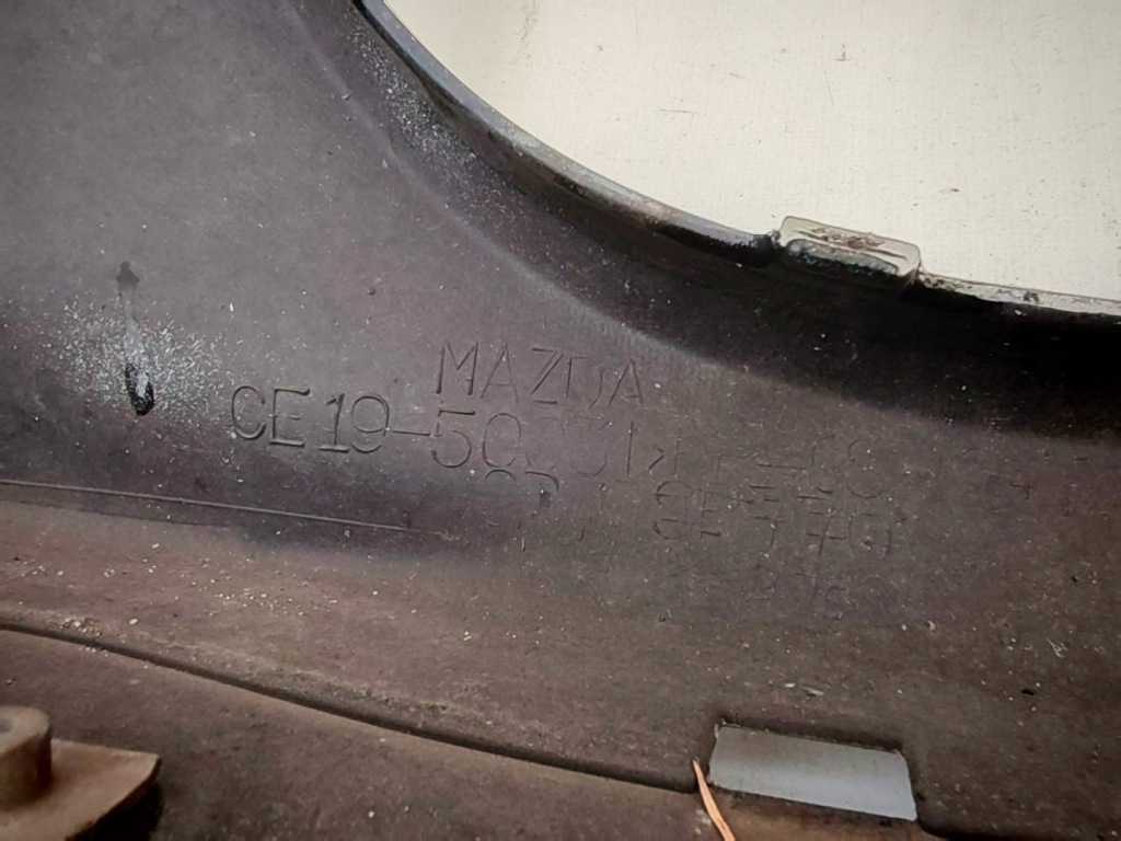 Бампер перед mazda 5 рестайлинг  07-10 Оригинал