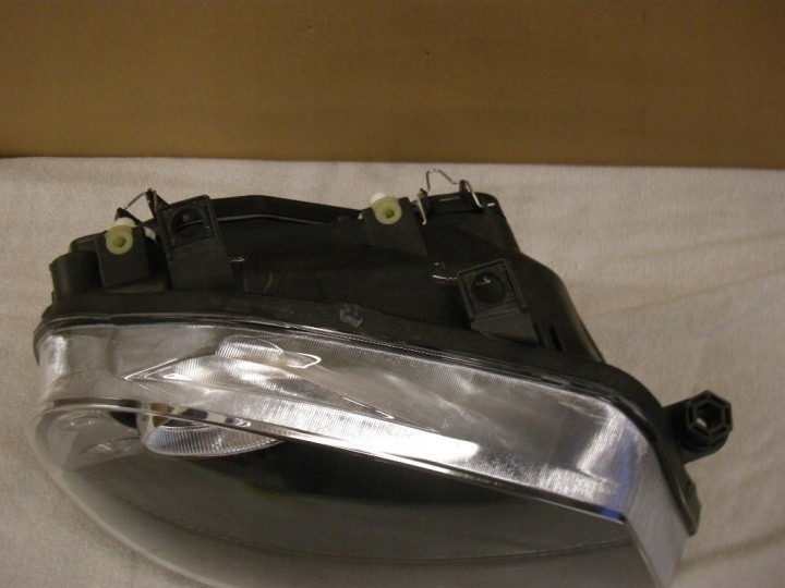 фото №2, Seat arosa lift лампа права перед