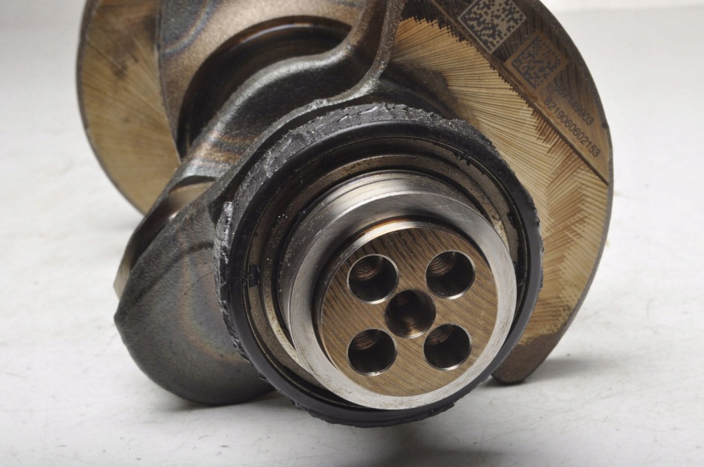 Mini f55 1.5 wał коленчатый p0 8671499 с Разборки