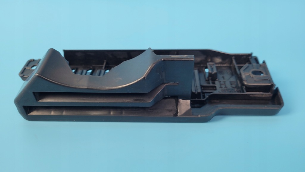 фото №9, Toyota corolla e21 23r 1.8 hybrid впуск фільтра повітря 17753-0t140