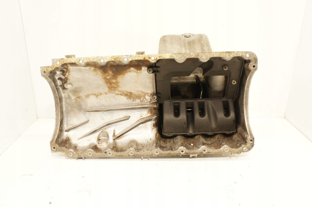 Купить Поддон масляная porsche 944 2.5 9441012016r