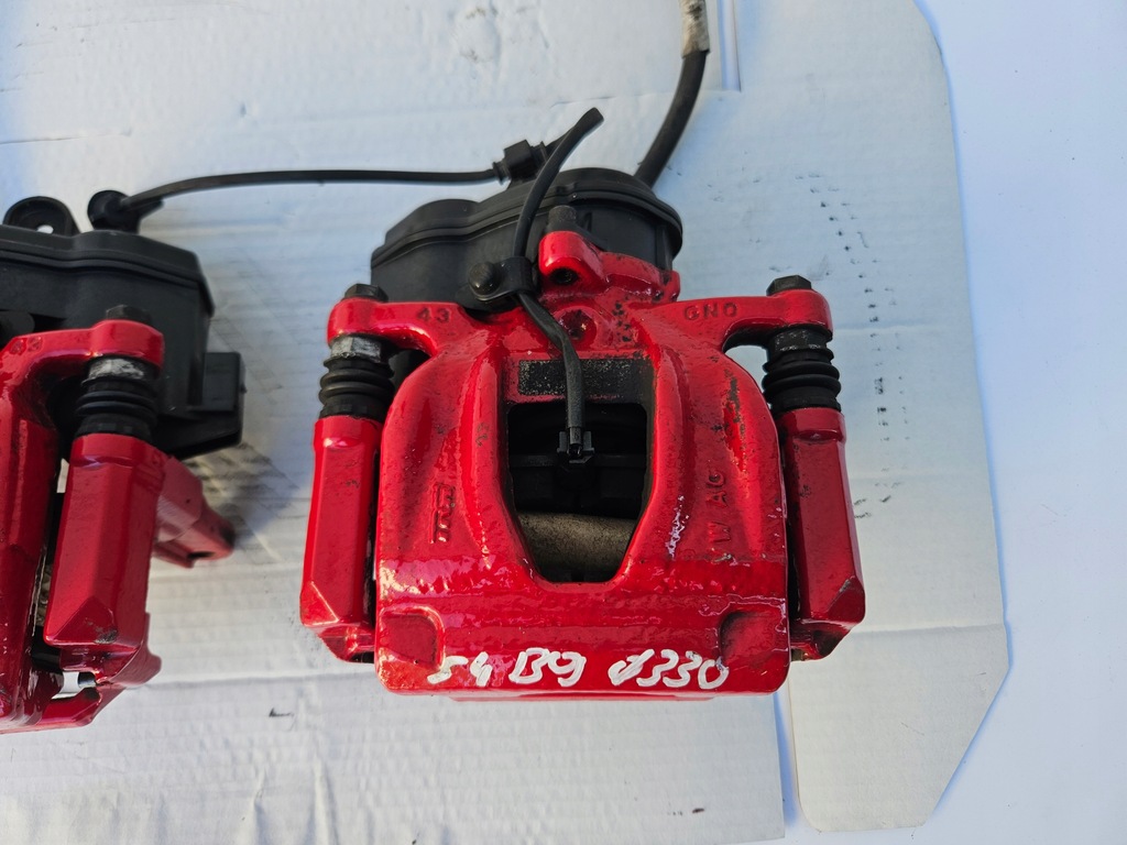 фото №8, Суппорты тормоза задняя задние audi s4 b9 s5 8w 330 330mm quattro