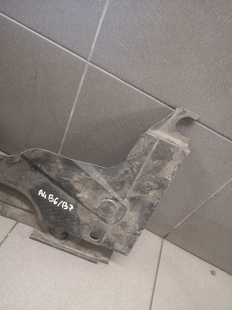 фото №5, Защита подвеска левая audi a4 b7 8e0825215ad