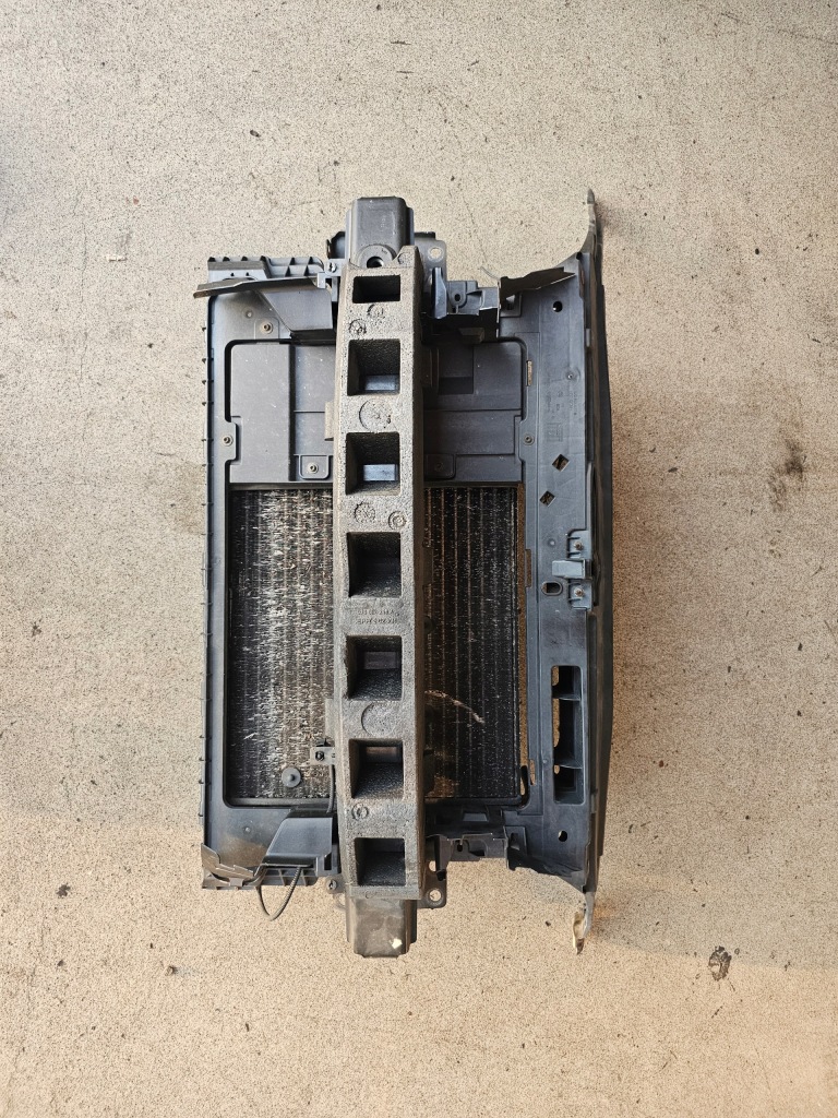 фото №1, Skoda fabia ii lift pas передній kompletny радіатор 1.2