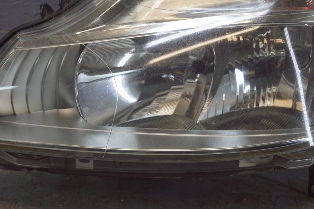 фото №6, Renault modus lift лампа левый перед 8200658379 uk c1896