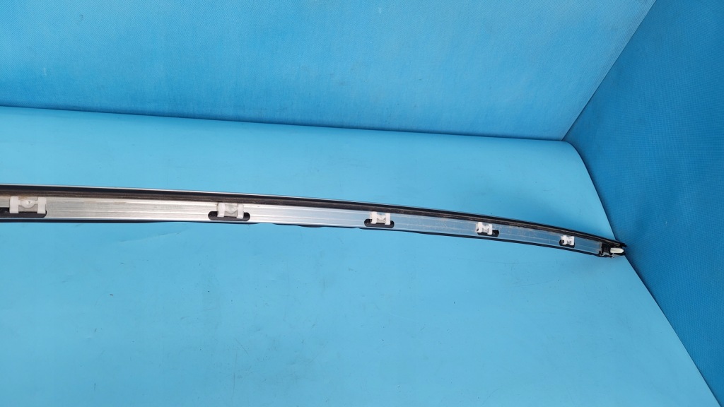 фото №12, Bmw 2' f44 gran coupe 22r молдинг дахова права 7483154