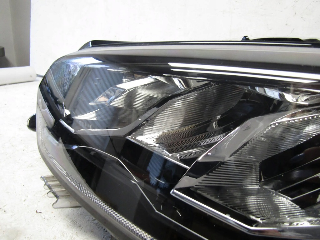 фото №9, Peugeot 208 ii лампа ліва перед 19r--