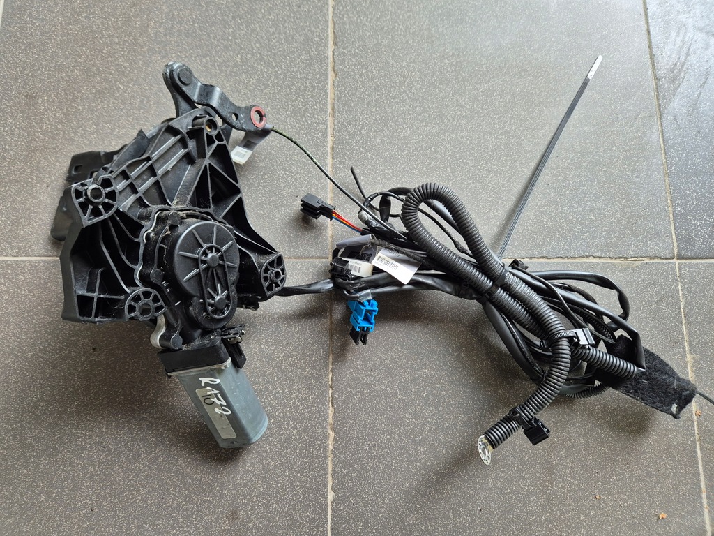 фото №1, Привод двигатель крыша mercedes slk r172 1727900103