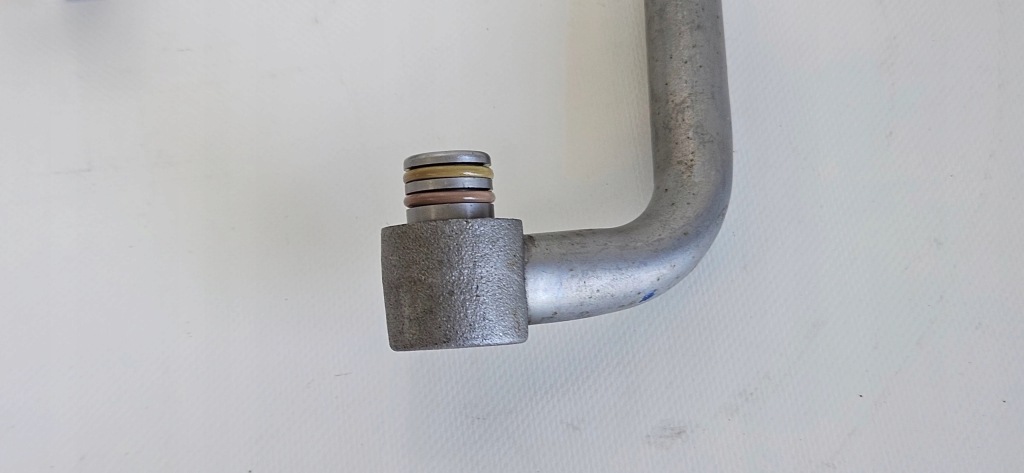 Шланг кондиционера jeep compas 2015- 521545190 Оригинал