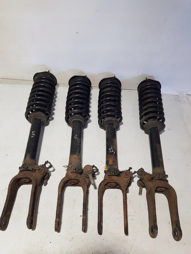 фото №1, Амортизатор перед левый правый mercedes w251