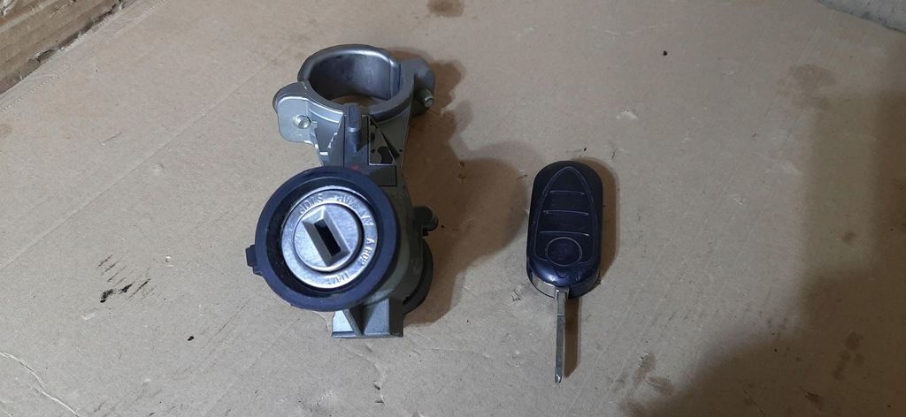 фото №5, Замок запалювання ключ alfa romeo mito 01098401