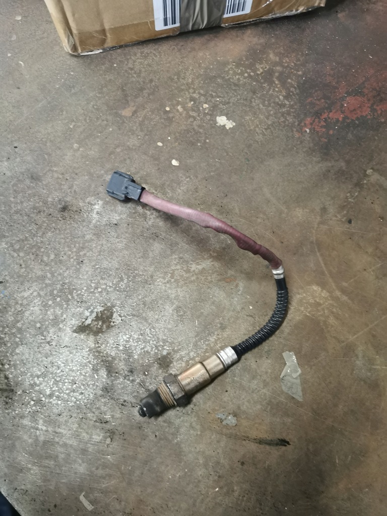 фото №4, Датчик лямбда-зонд renault megane iii 1.4tce 8200771294