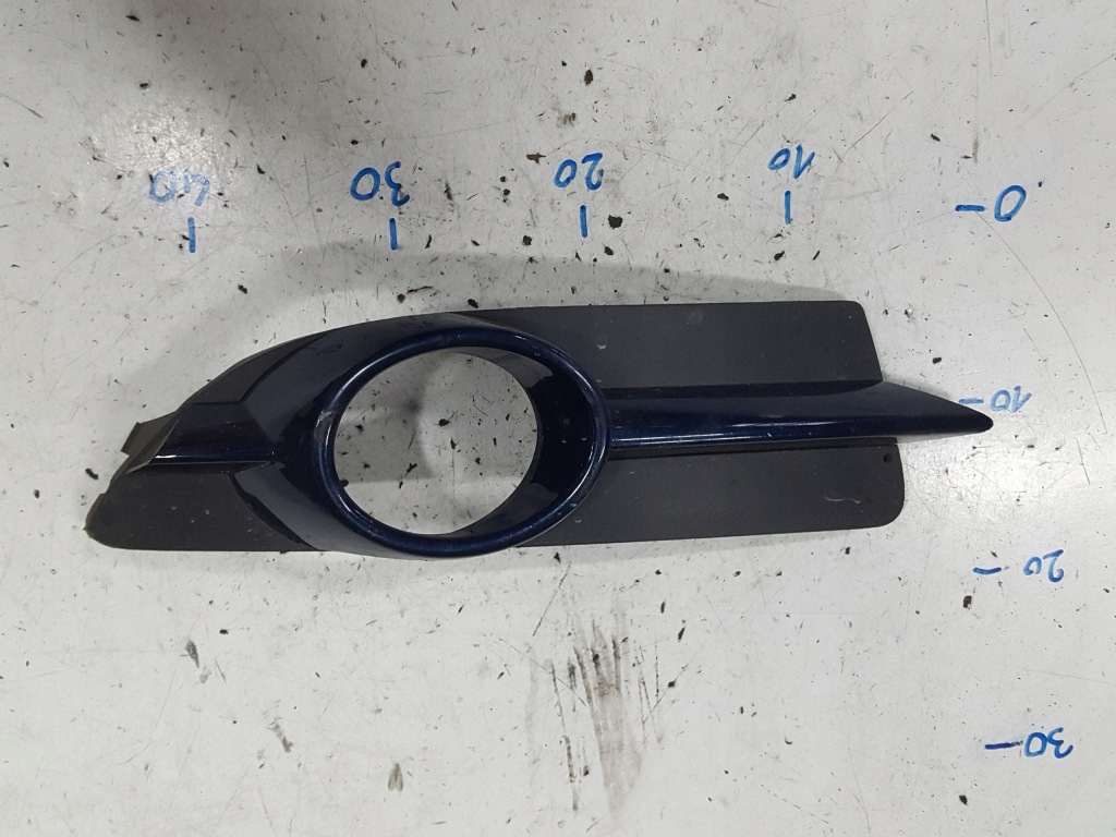 фото №1, Vw eos 06-10r решётка бампера правая перед ld5q