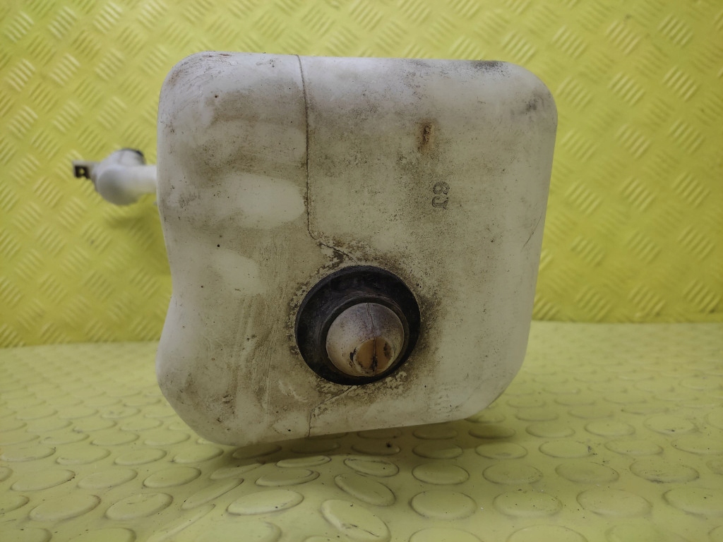 Alfa romeo 159 1.9 jtd бачок омывателя с Разборки