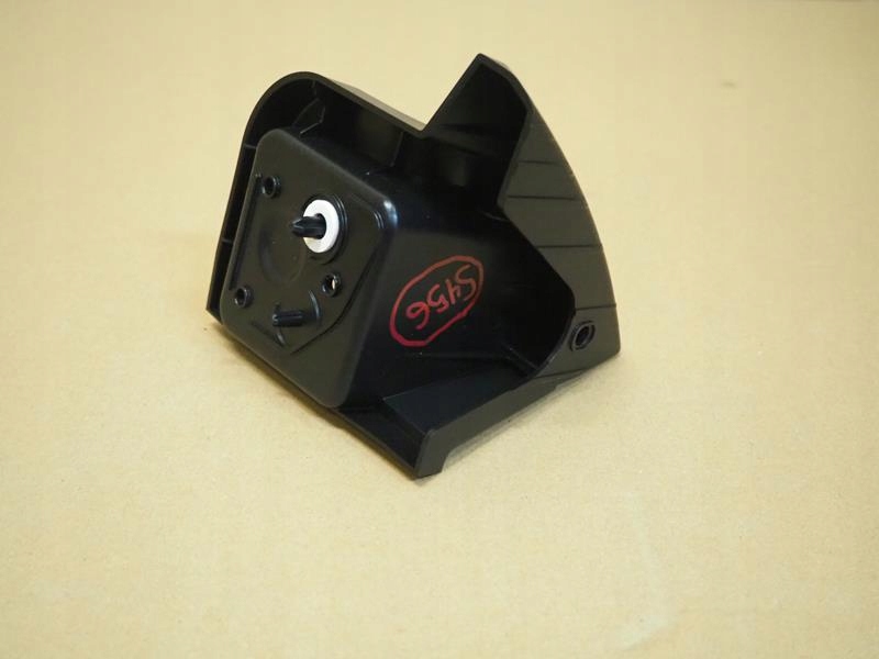 фото №2, Направляющая бампера правый задняя renault megane iv kombi