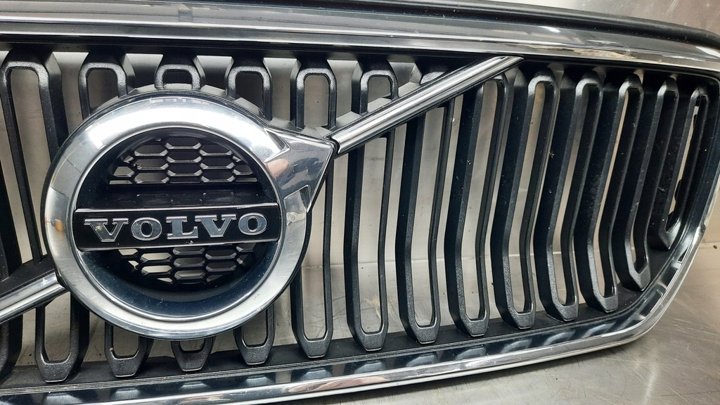 фото №4, Решітка радіатора решітка радіатора volvo xc40 ii 18- 31457342