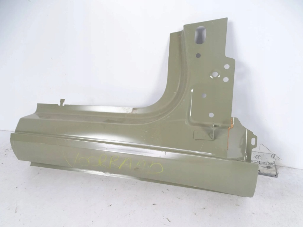 Купити Поріг перед передній правий tesla 3