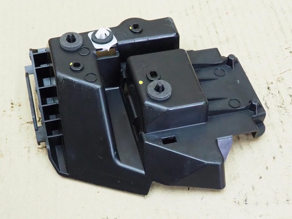 фото №15, Ford focus mk4 направляющая бампера задняя правый