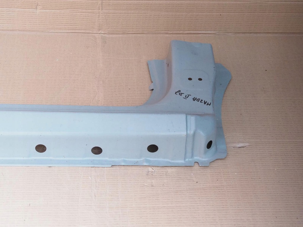 фото №9, Порог обшивка правый перед mazda 2 ii dj 14-19