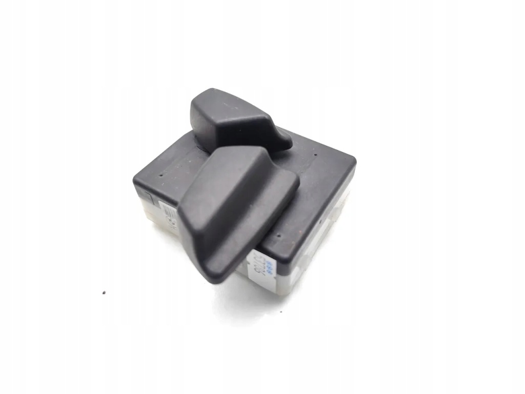 Bmw 5 series кнопки керування сидіння 2011 седан 4/5dr 6958525 8347768 Доставка