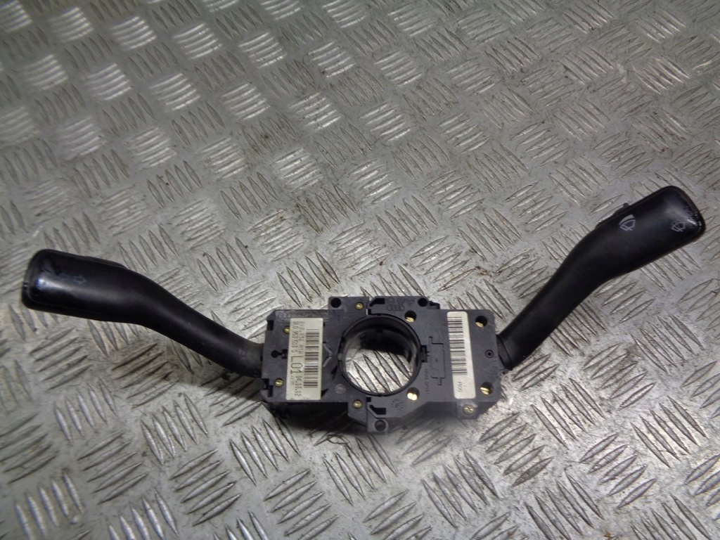 фото №1, Переключатель комбинированный audi оригинальный номер 8l0953513g